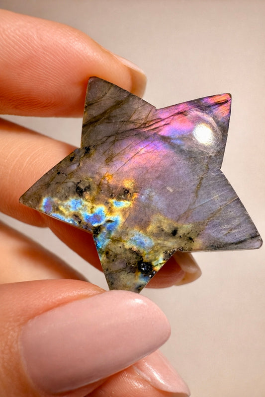 Labradorit Stern 3.2 cm – Magischer Pink-Lila Schimmer