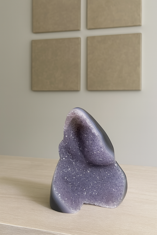 Charming purple agate cutbase - 15cm, 1.3kg