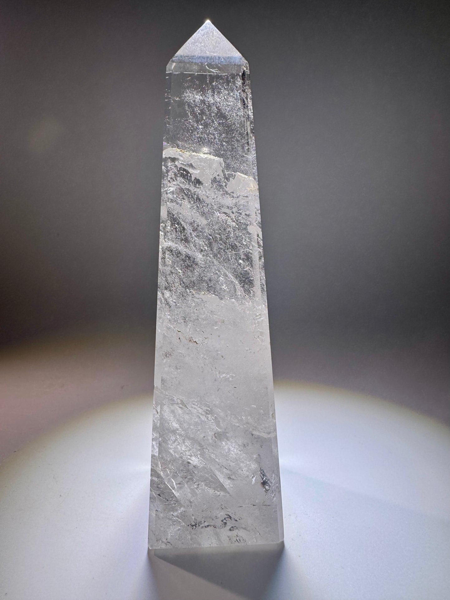 Bergkristall-Obelisk – 15 cm, extra klare Premiumqualität aus Brasilien, für energetische Klarheit & Fokus