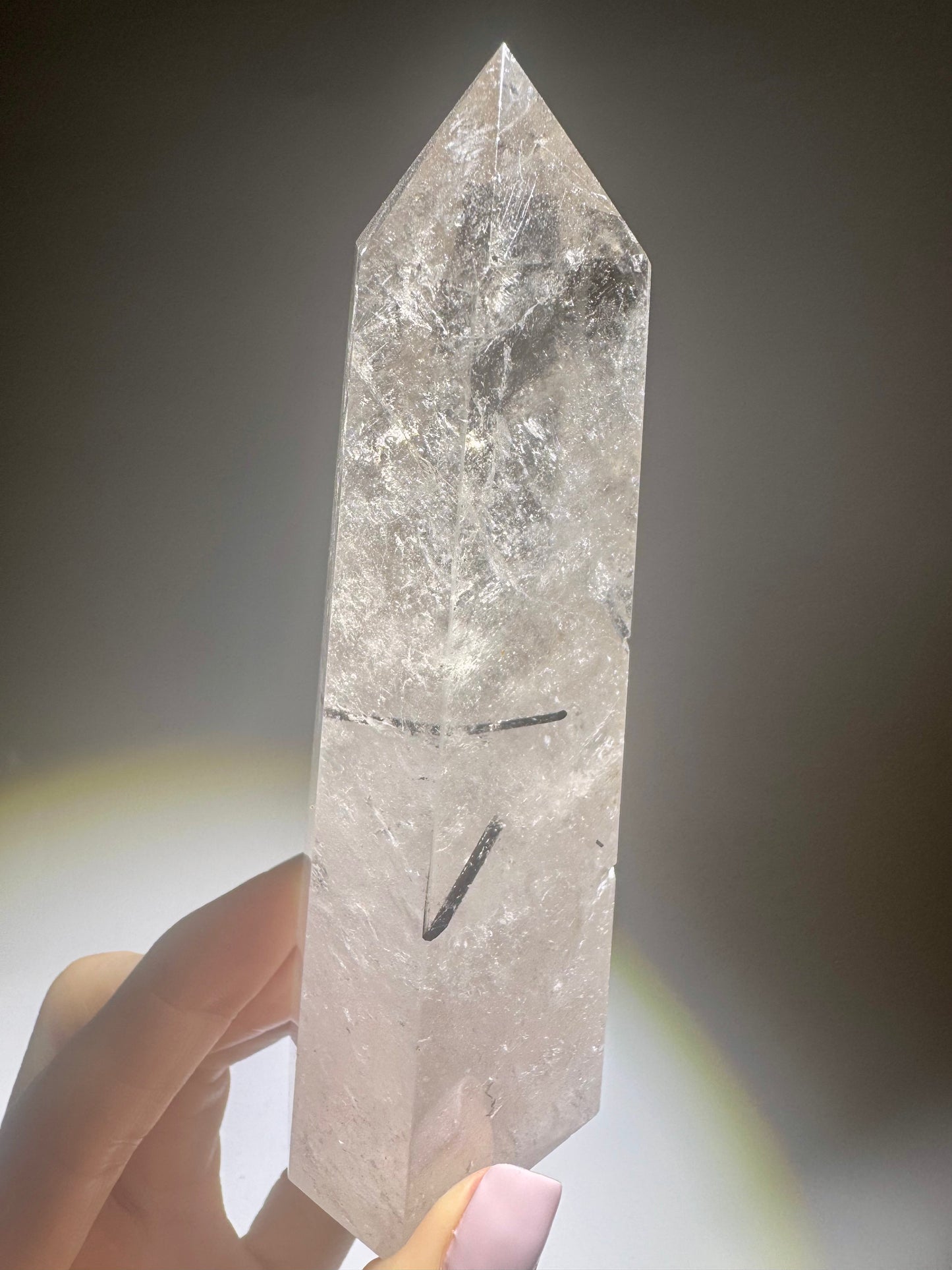 Bergkristall mit Rutil und Turmalin – Kristallspitze aus Brasilien – 13.2 cm, 272 g