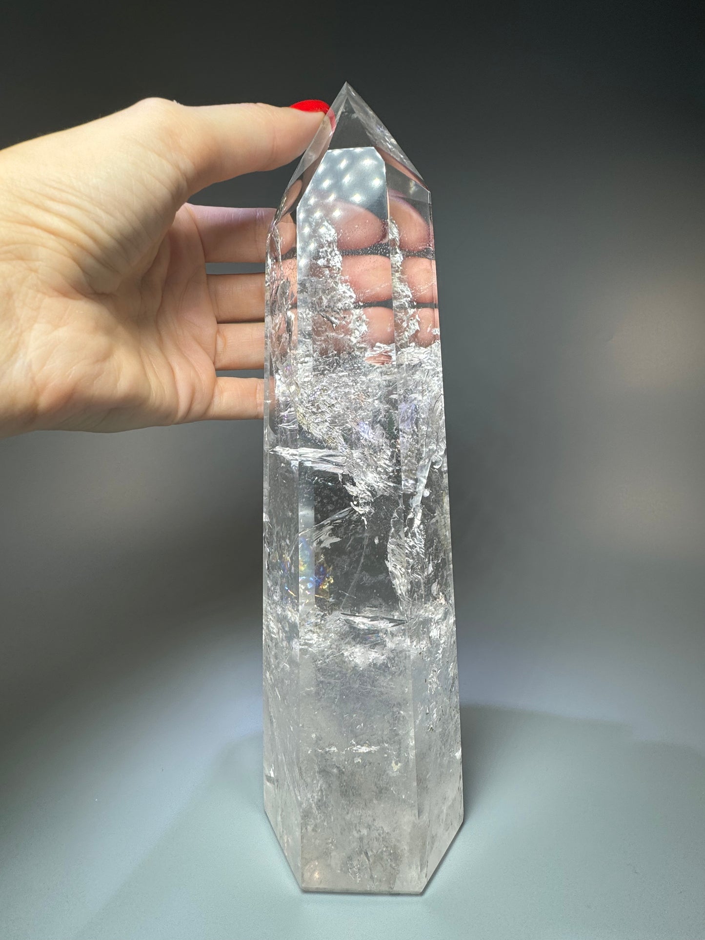 Edle Bergkristallspitze – transparent, 1.69 kg, 26 cm