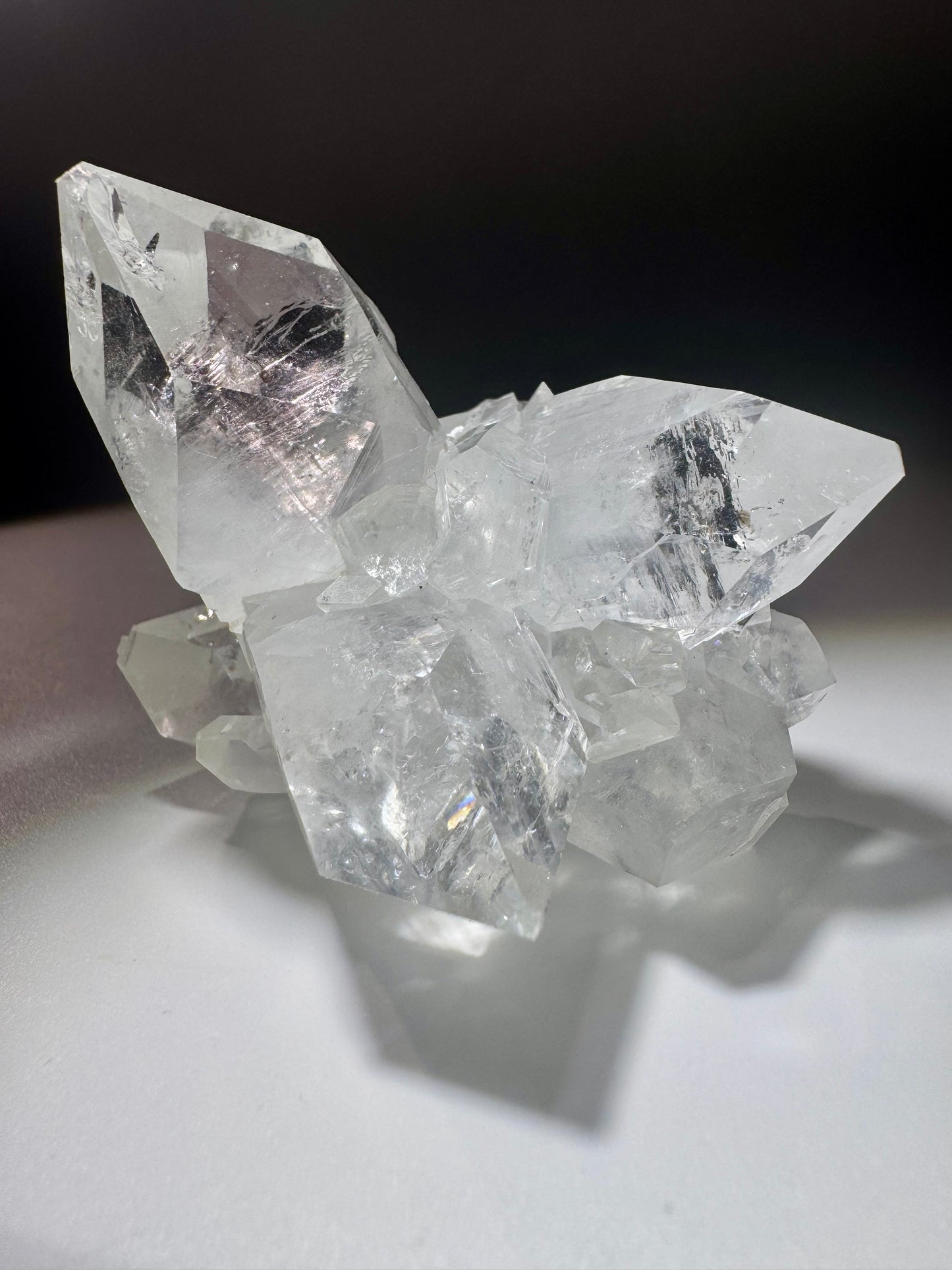 Exklusiver Diamond Apophyllite Kristall 6x7 cm aus Indien – Hochglanz & perfekte Transparenz