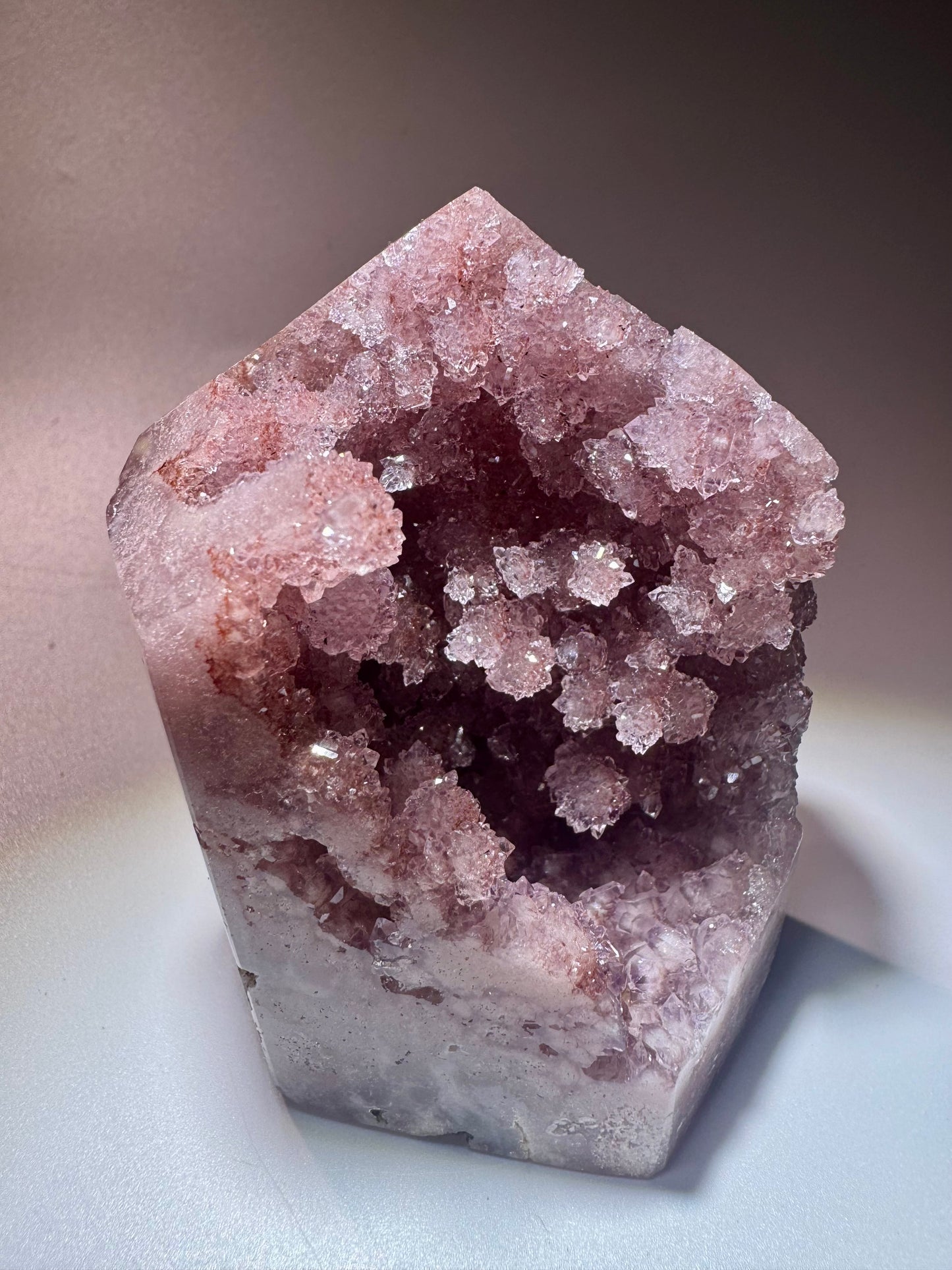 Exklusiver rosa Heilstein aus Brasilien – Pinker Amethyst 231 Gramm