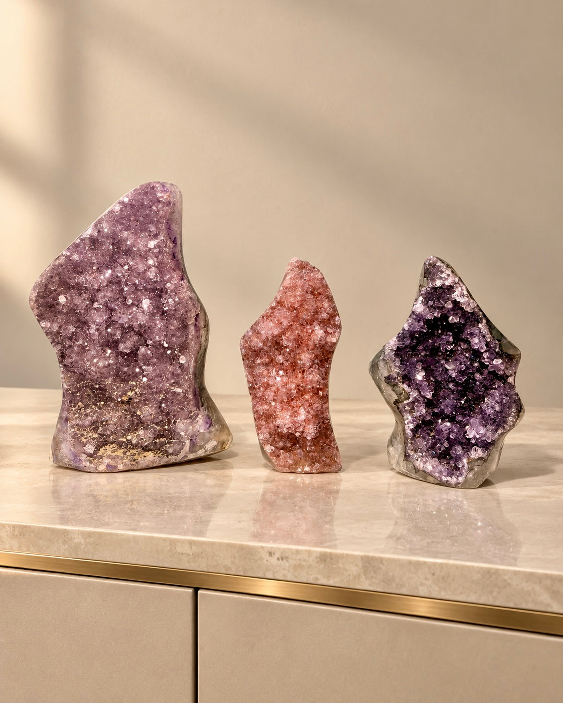 Funkelnder Rainbow Amethyst mit zweifacher Kristallisation aus Uruguay