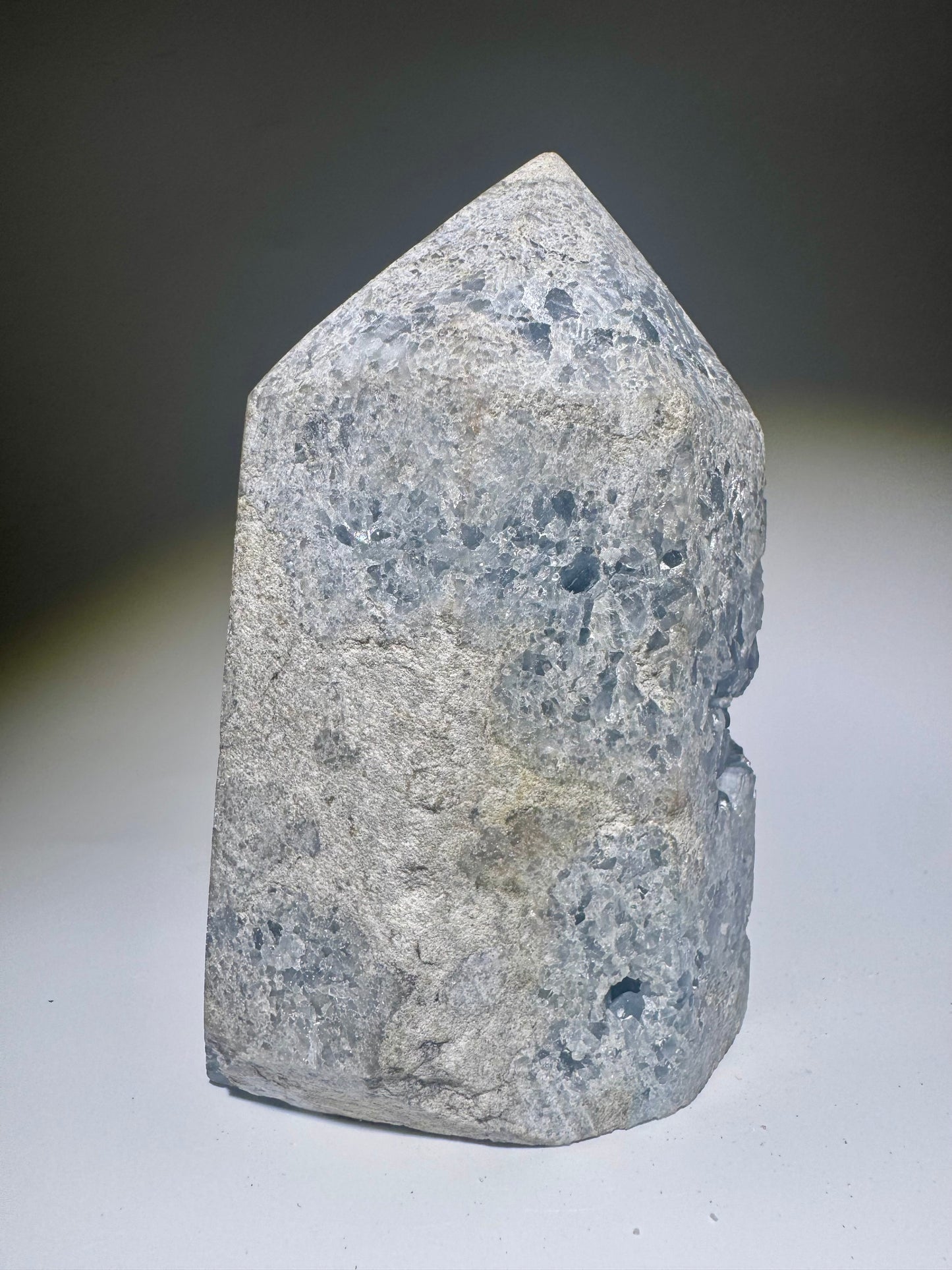 Himmlisch klare Celestin Kristallspitze 11 cm – Premium Edelstein aus Madagaskar