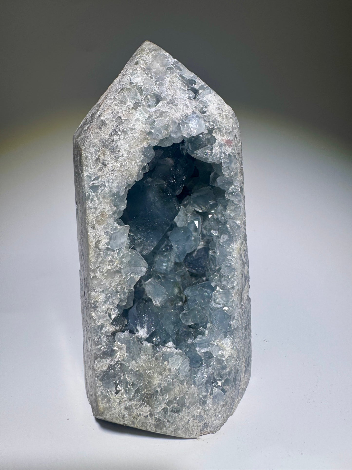 Celestin Kristallspitze 13 cm – Premium Edelstein aus Madagaskar