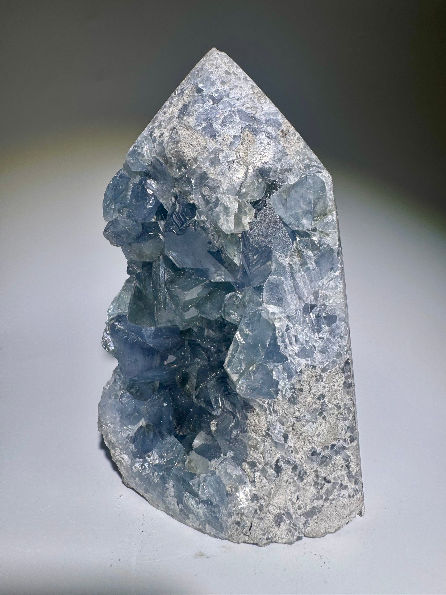 Celestin Spitze mit klaren Kristallen – 12 cm Edelstein aus Madagaskar