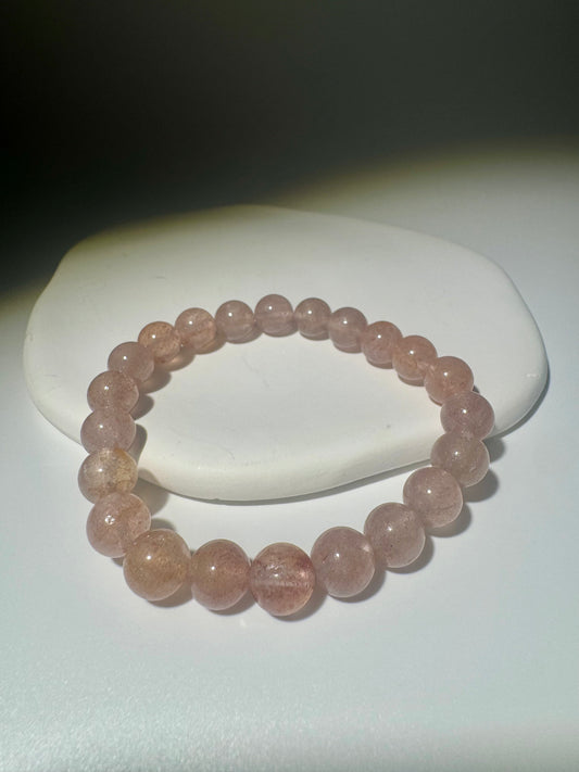 Erdbeerquarz Armband 19 cm – sanfte Herzensenergie & Lebensfreude 💗🍓
