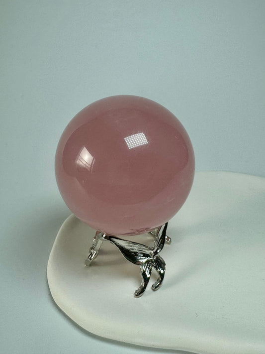 Exklusive Rosenquarz Kugel 💞 - 4.9cm, 173g