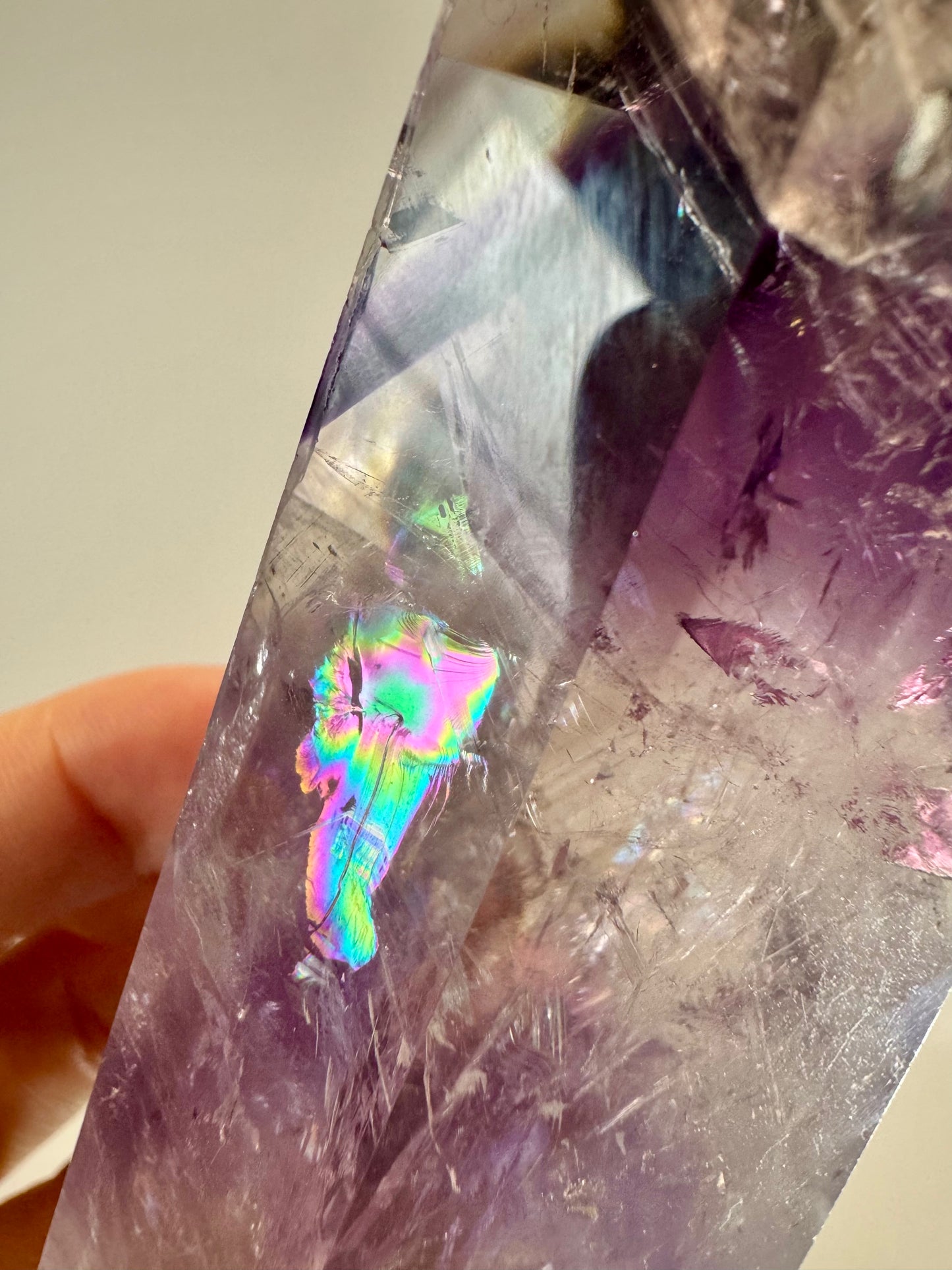 Phantom Amethyst mit Regenbogen (ultra klar) 💜 - 9.9cm, 221g