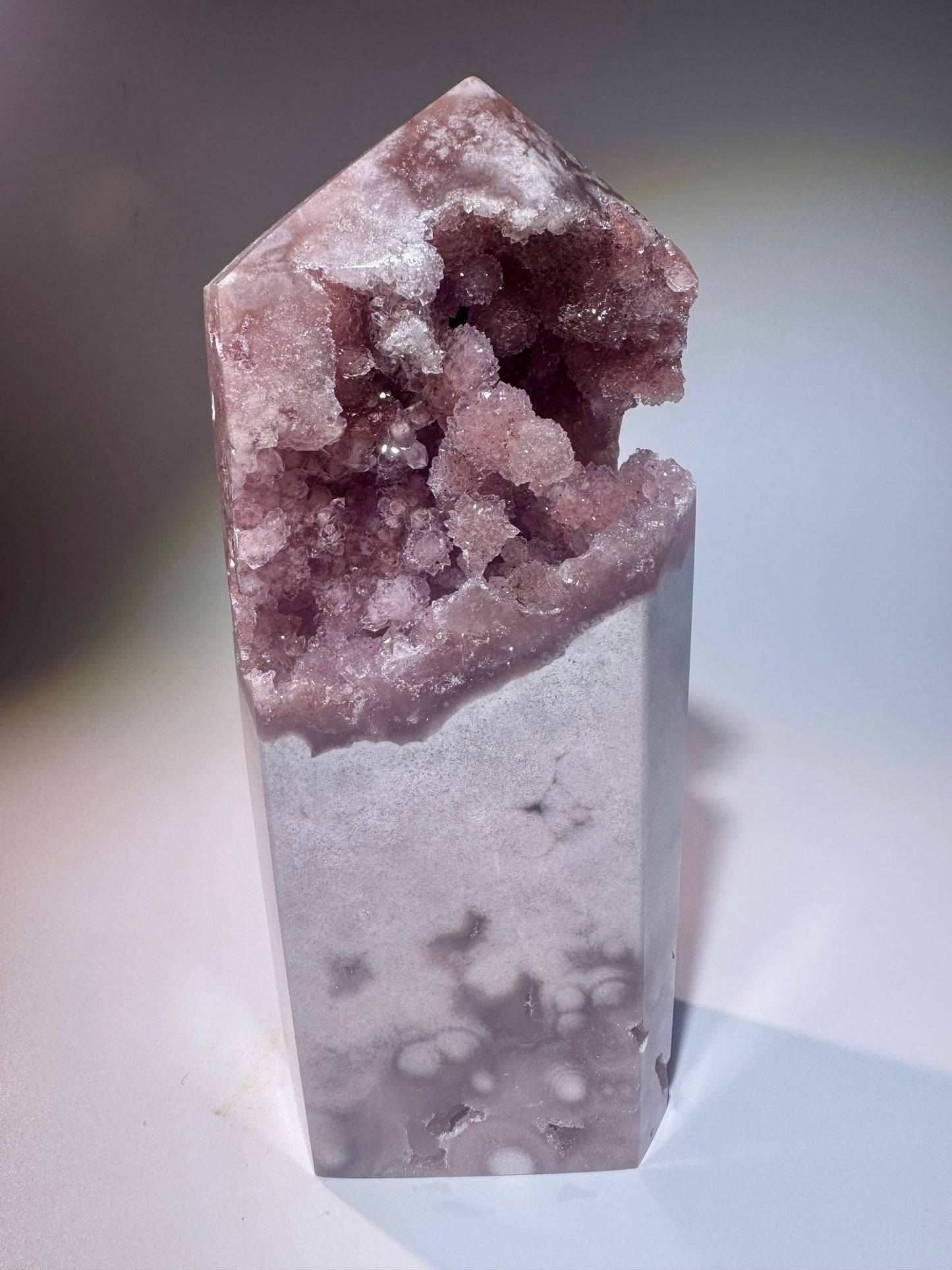 Bezaubernde Pink Amethyst Spitze 14,5 cm – 591g 💖 Rosa Kristall – Brasilien