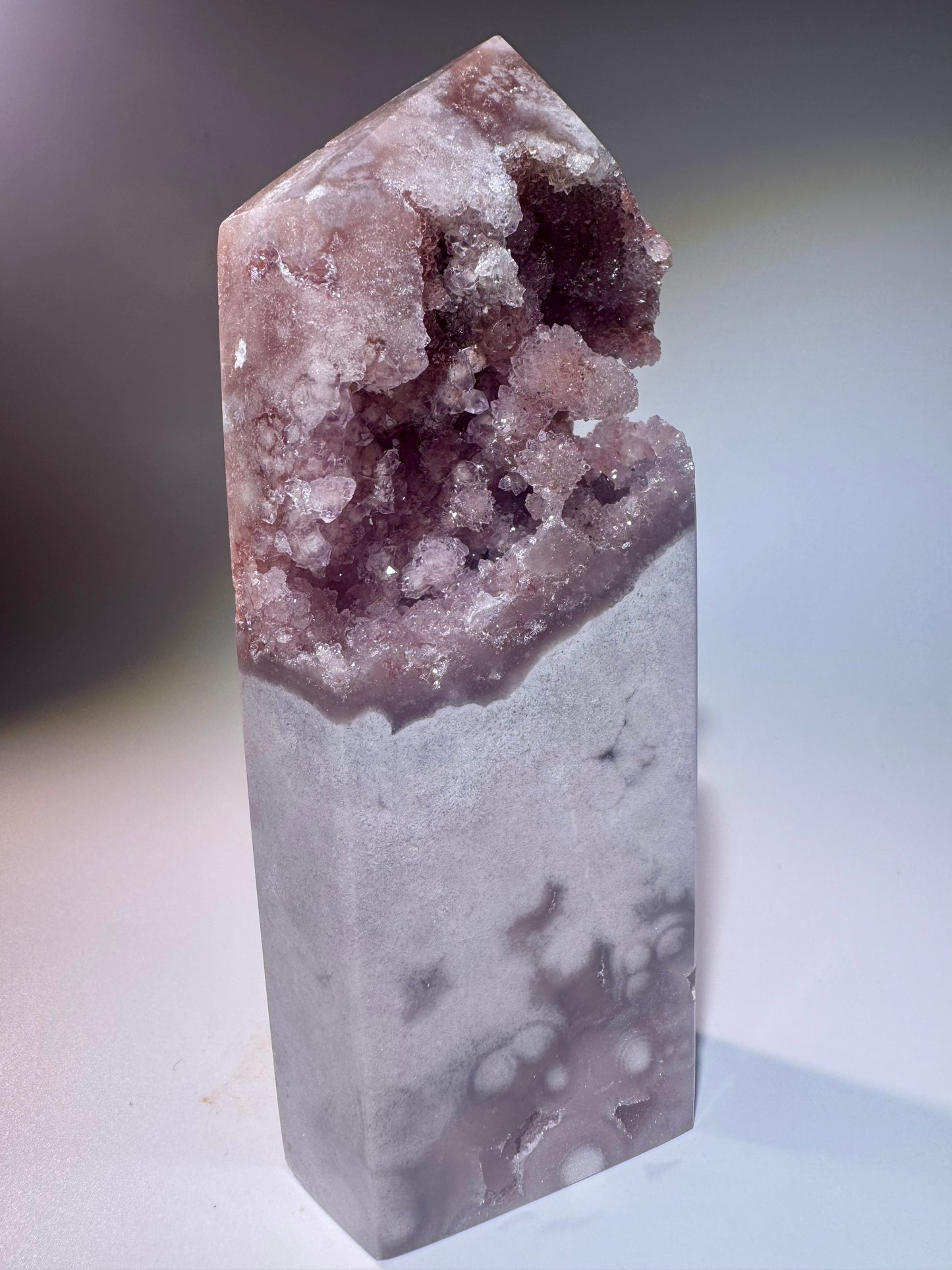 Bezaubernde Pink Amethyst Spitze 14,5 cm – 591g 💖 Rosa Kristall – Brasilien