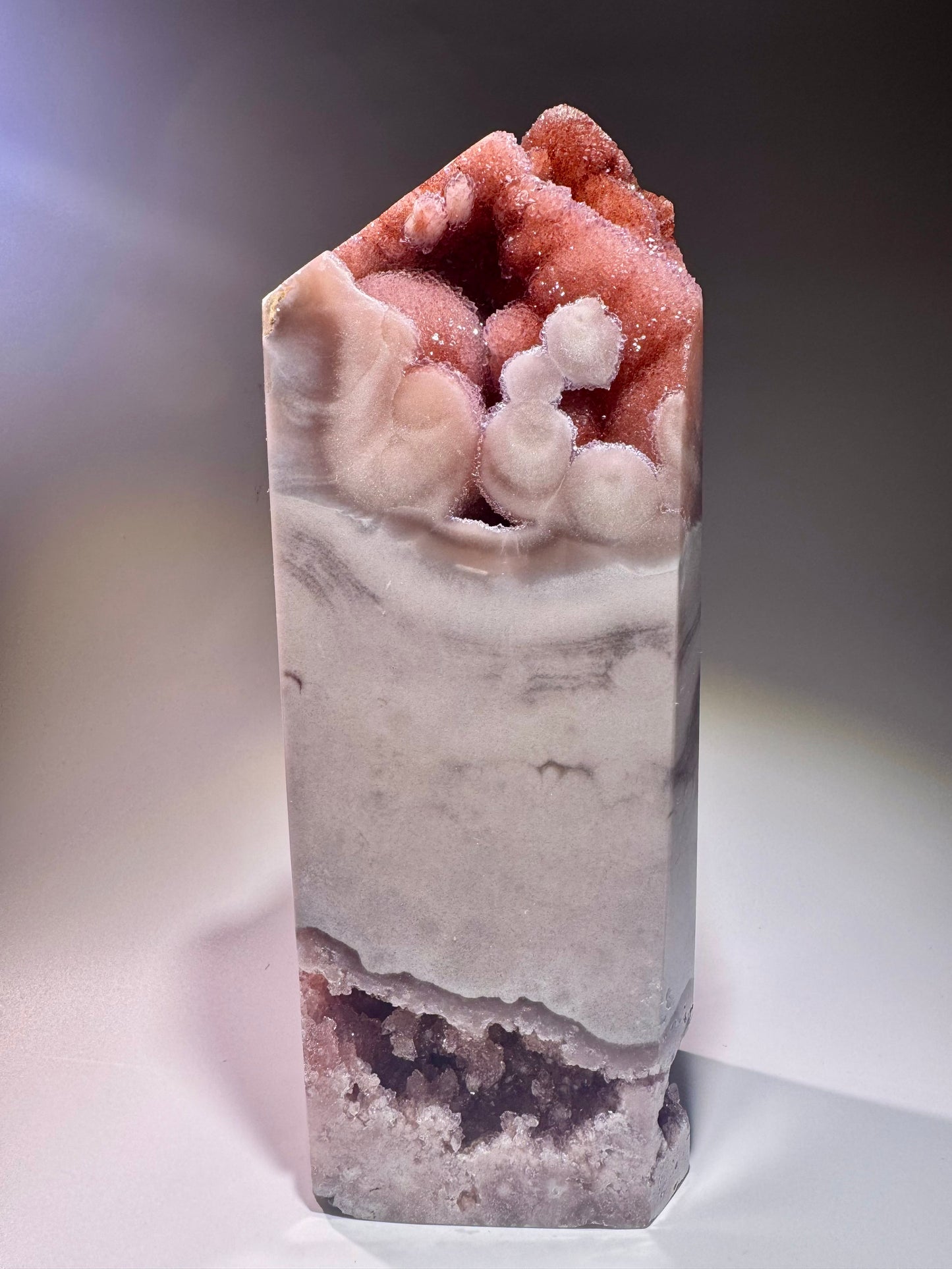 Pink Amethyst Turm 💗 22,5 cm – 1,85 kg – mit Bubble- & Blumen-Kristallen – Brasilien