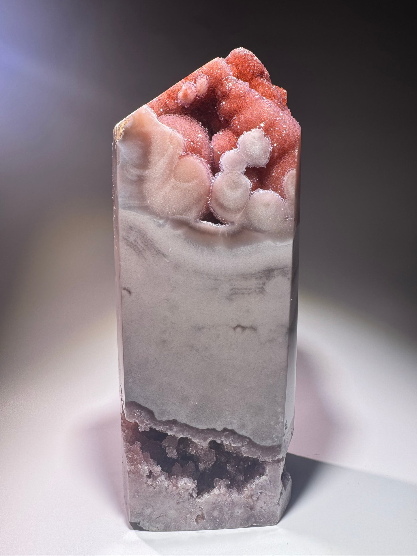 Pink Amethyst Turm 💗 22,5 cm – 1,85 kg – mit Bubble- & Blumen-Kristallen – Brasilien