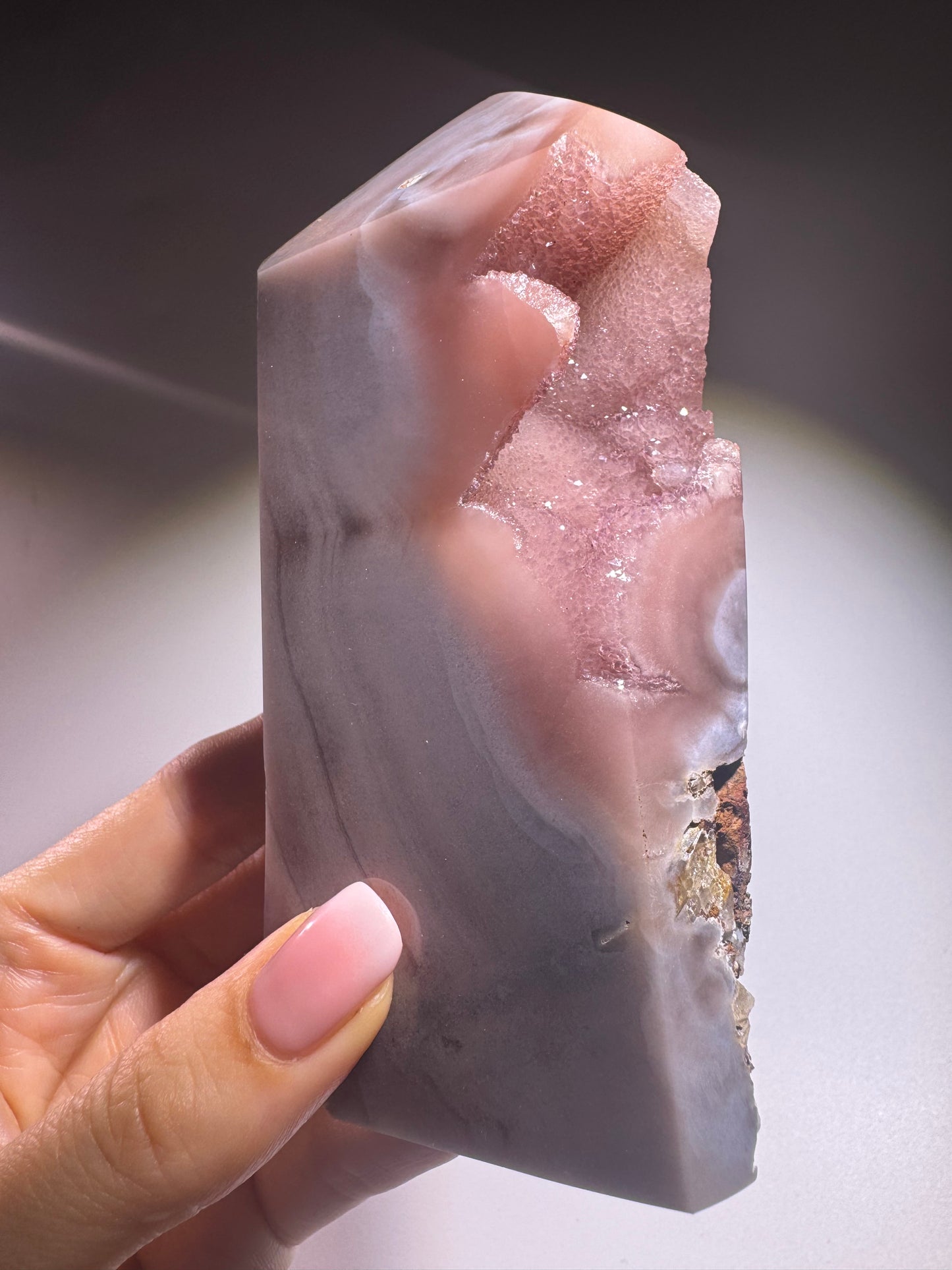 Pink Amethyst Kristall 13 cm – Rosa Edelstein mit Bubble-Kristallen, Brasilien