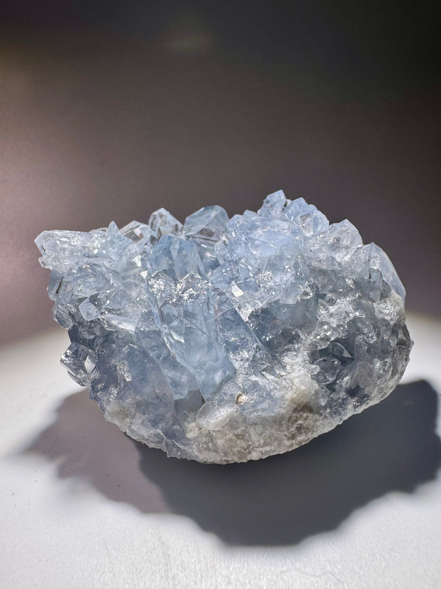 Celestin Stufe aus Madagaskar 💎 Klar & funkelnd – Kristall mit transparenten Spitzen ✨ Museumsqualität 7.7cm
