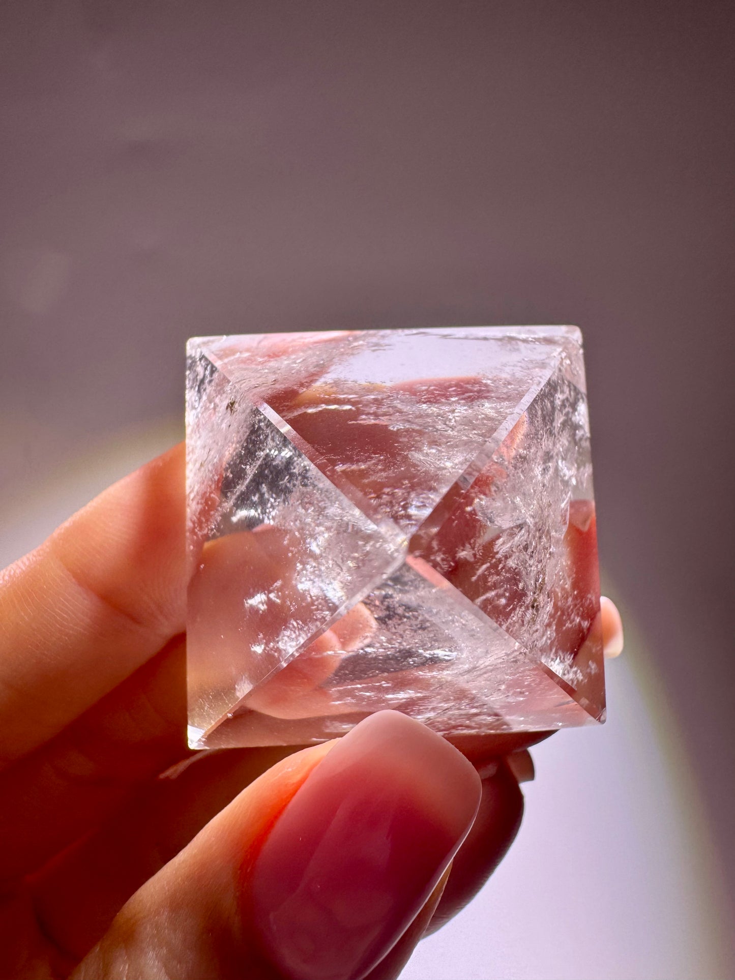 Bergkristallpyramide 3,4 cm – Extra klarer Quarz aus Brasilien mit Lichtenergie 💎✨