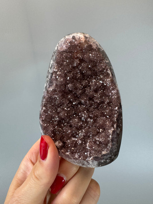 Bezaubernde Rainbow Amethyst Cutbase - 9cm, 379g