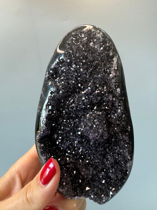 Rainbow Amethyst Cutbase - 12cm, 697g