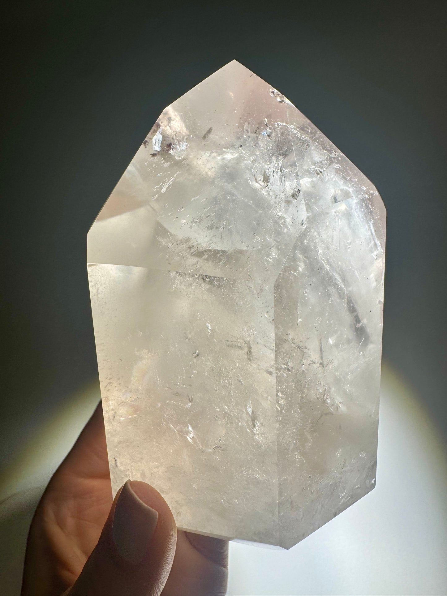 Pink Lithium Kristall 11 cm – rosa Edelstein aus Brasilien mit Phantomen & Einschlüssen, 835 g