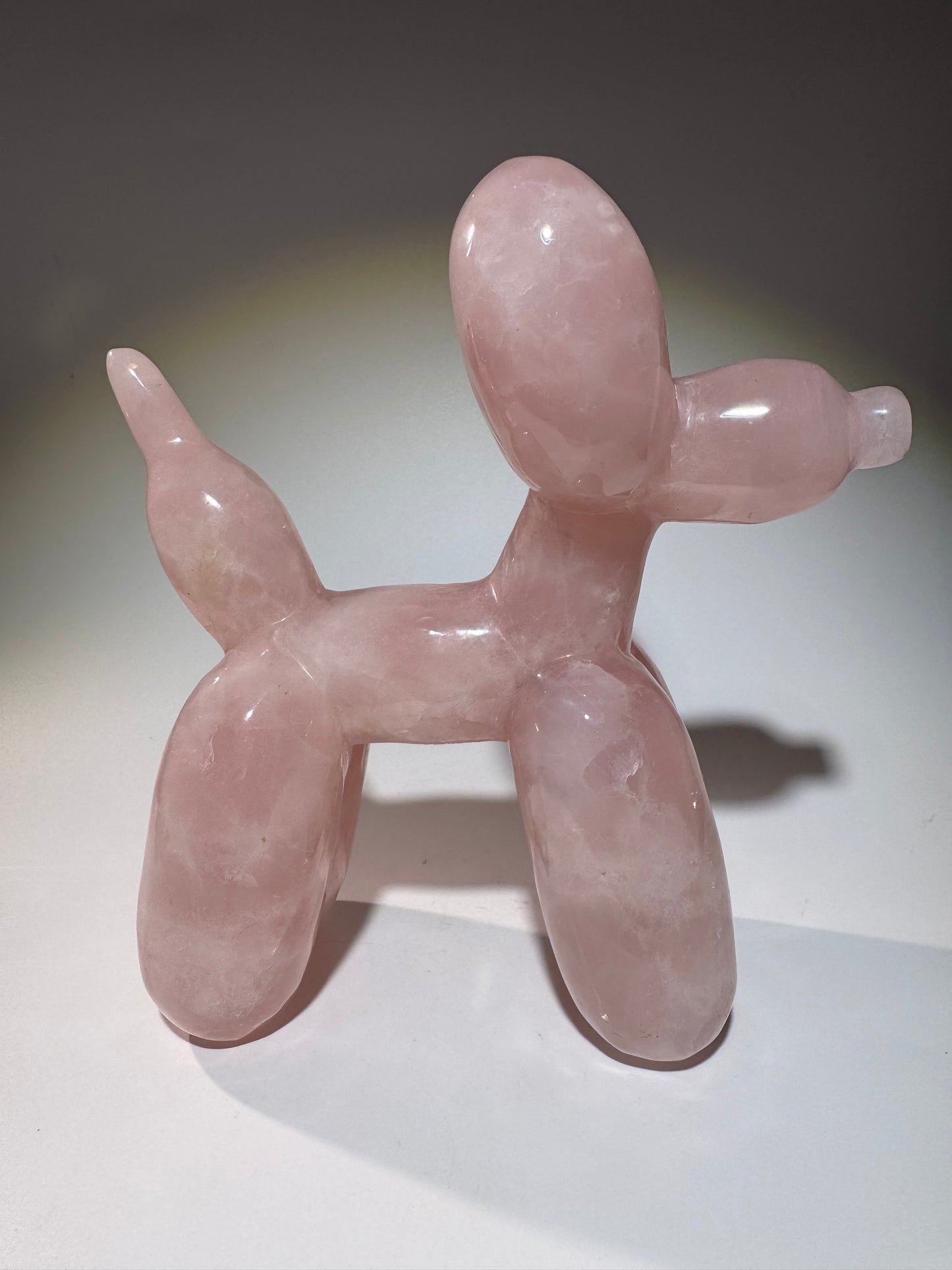Balloon Dog aus Rosenquarz - 15cm, 957g