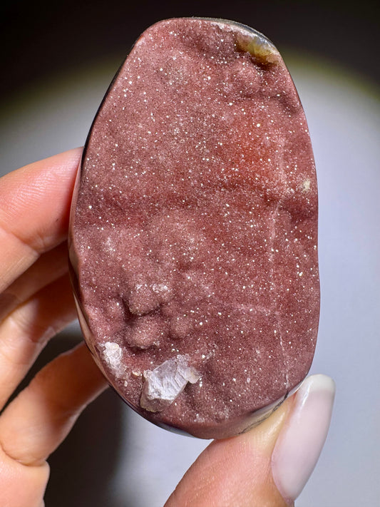 Roter Amethyst Cutbase – 5.5 cm, 106 g – Seltene sugary Kristallrarität aus Uruguay ❤️