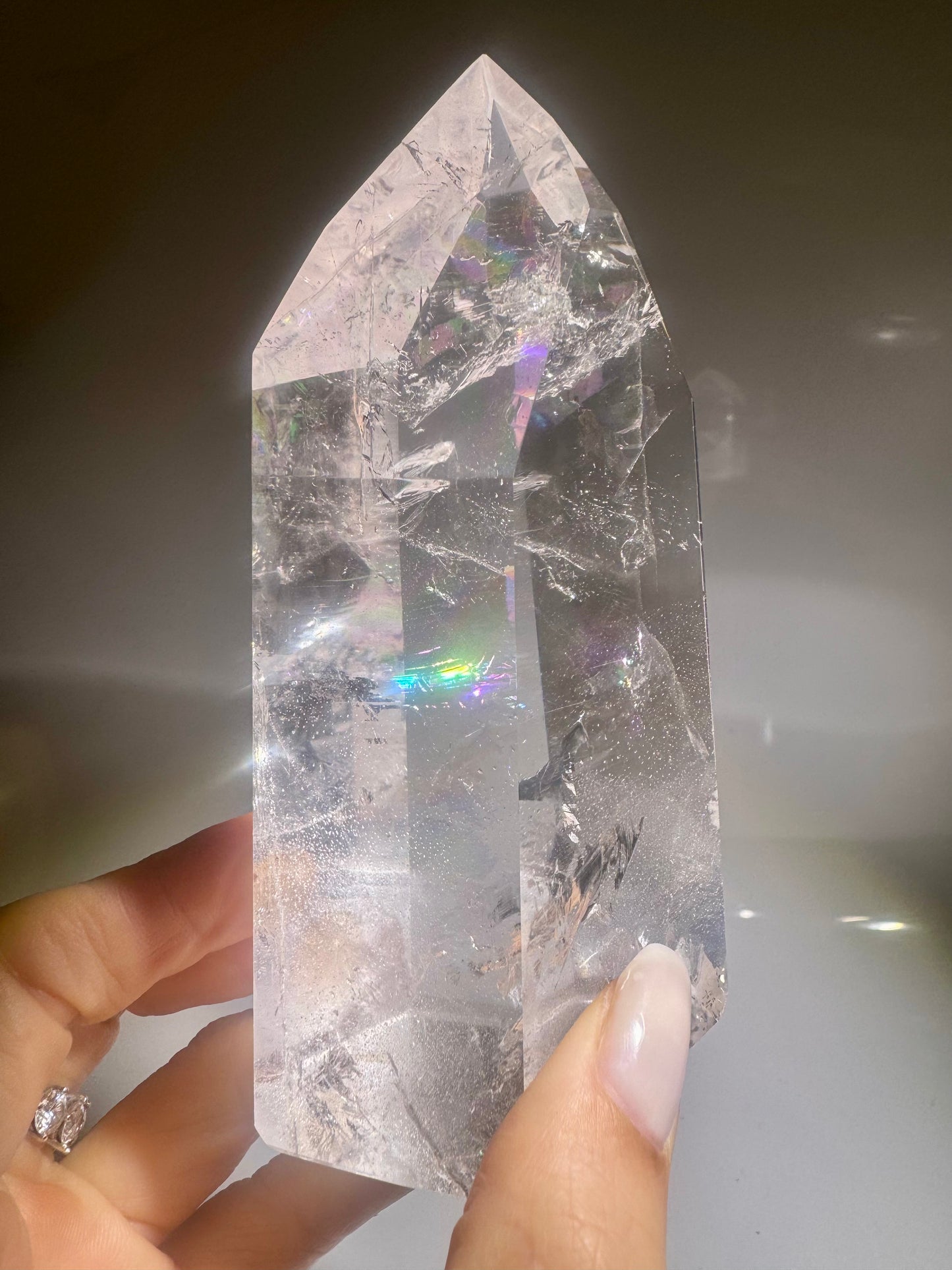 Lemurian Kristall 12 cm, 402 g – Extra klar mit Regenbogen & Phantomen, Brasilien