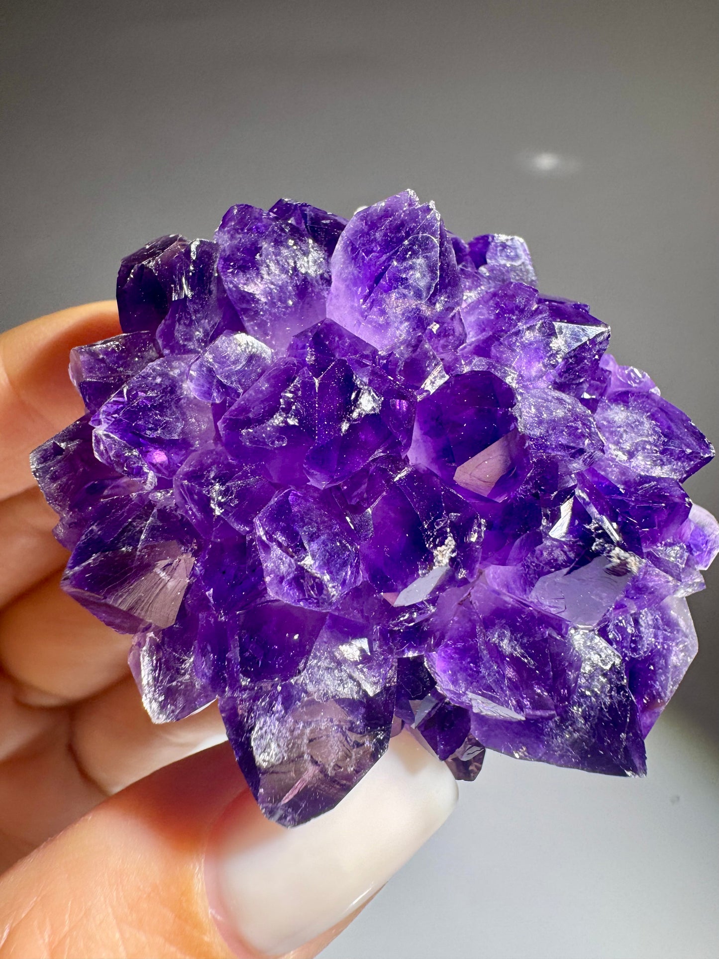 Sammler-Amethyst 4,6 cm – Natürliche Kristallblüte aus Uruguay