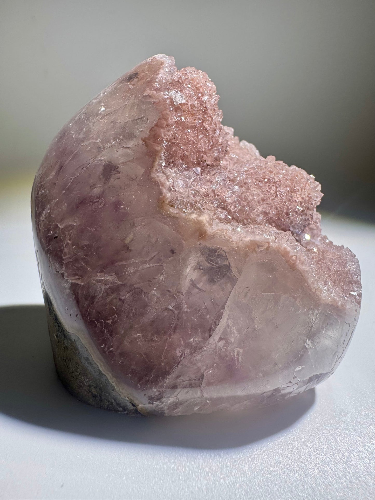 Rainbow Amethyst Cutbase Rosa – Selten, 5.5 cm, 233 g, Uruguay 💗✨
