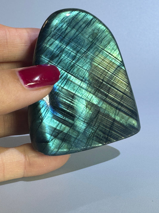 Exklusiver Labradorit - 6cm