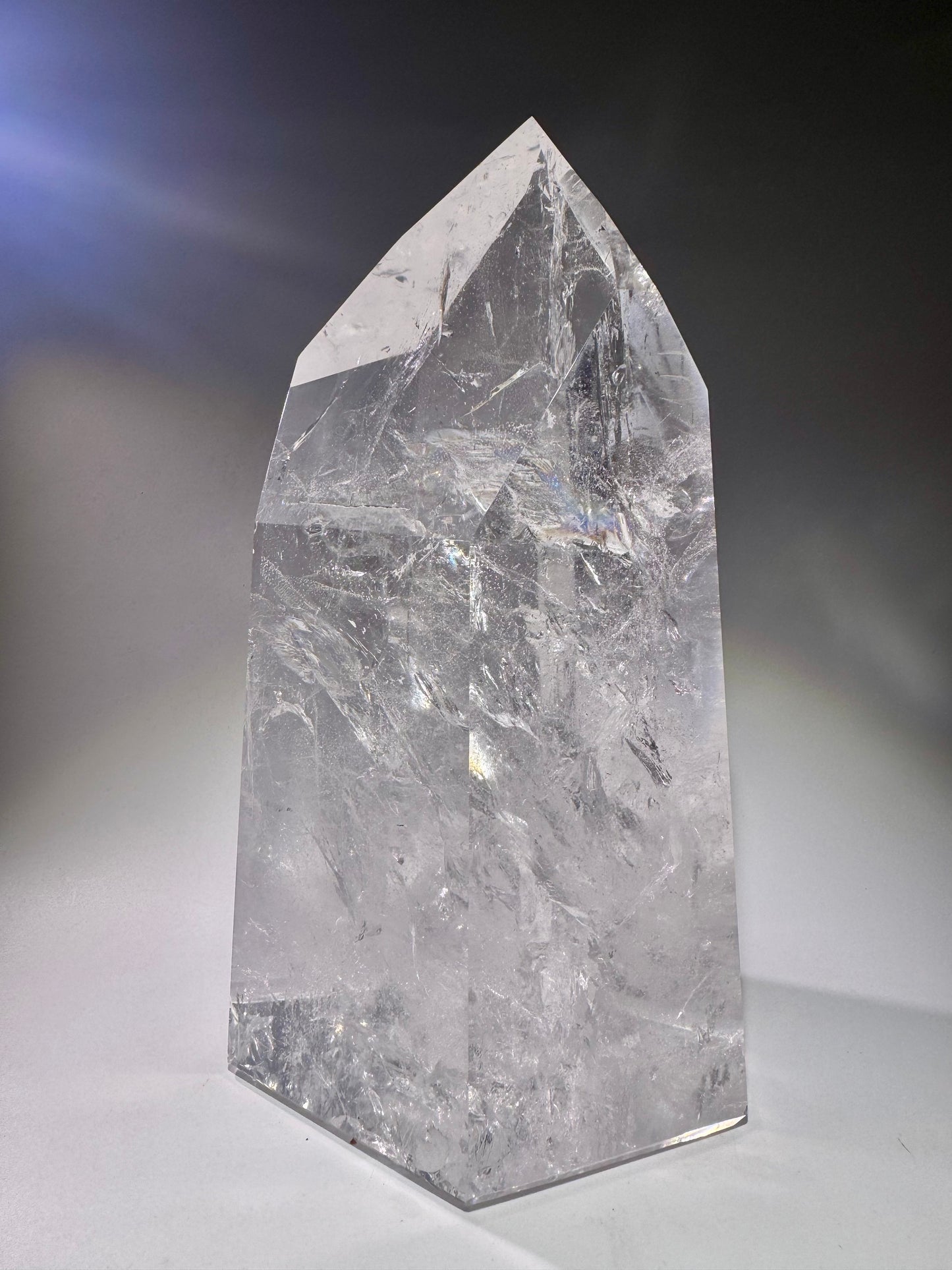 Riesiger, extraklarer Bergkristall / Lemurian in Museumsqualität – 23,5 cm Spitze, 3,8 kg – 1A-Unikat aus Brasilien