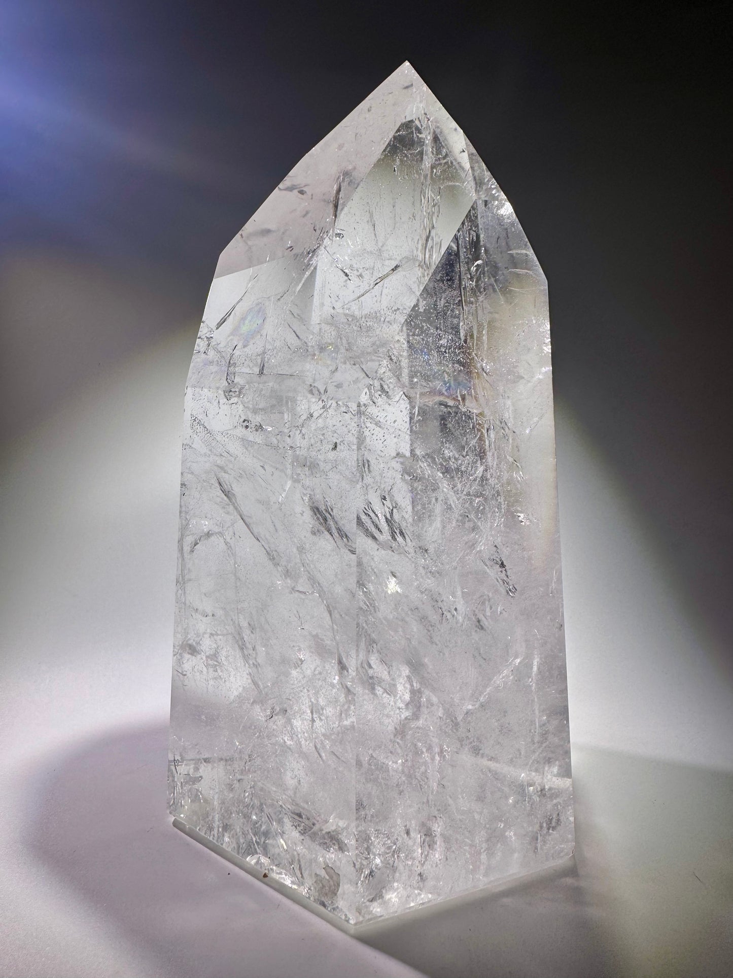 Riesiger, extraklarer Bergkristall / Lemurian in Museumsqualität – 23,5 cm Spitze, 3,8 kg – 1A-Unikat aus Brasilien