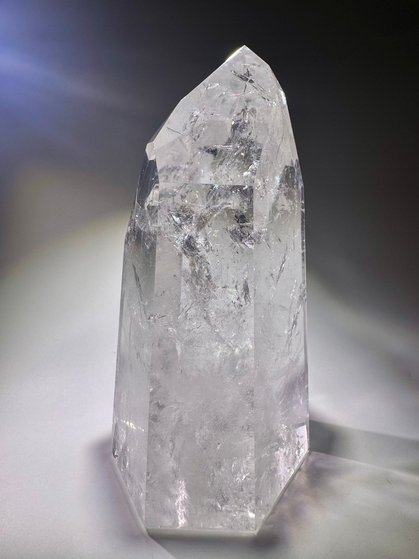 Riesiger, extraklarer Bergkristall / Lemurian in Museumsqualität – 23,5 cm Spitze, 3,8 kg – 1A-Unikat aus Brasilien