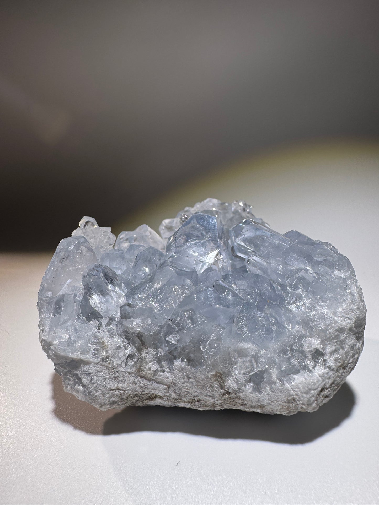 Celestin Stufe aus Madagaskar 💎 Klar & funkelnd ✨ Museumsqualität 7.7 cm