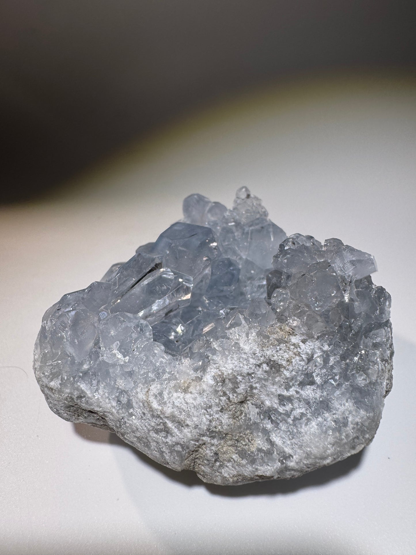 Celestin Stufe aus Madagaskar 💎 Klar & funkelnd ✨ Museumsqualität 7.7 cm
