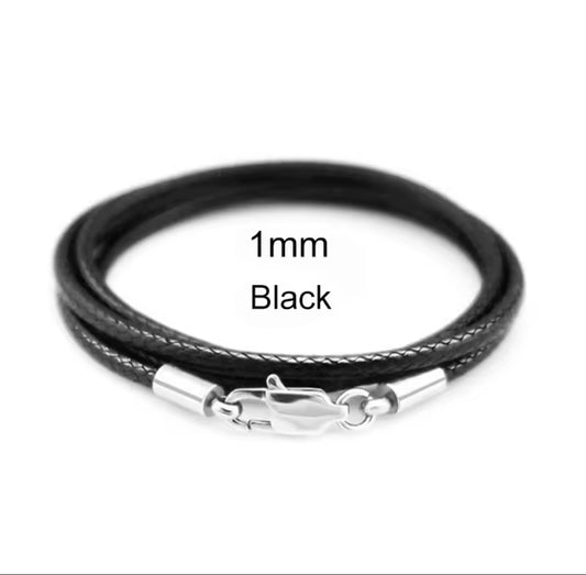 Lederhalskette mit Karabinerverschluss – Gold, Silber, All Black