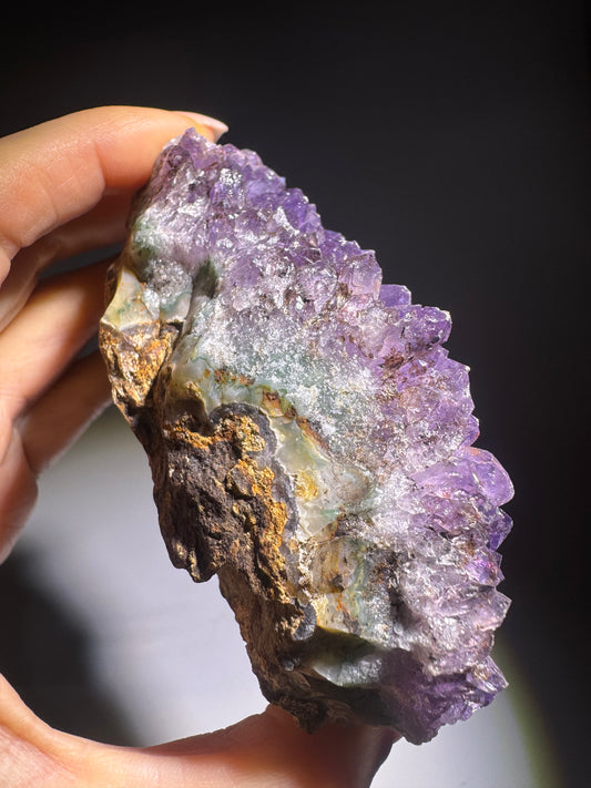Intensiv violette Amethyst Druse 9,5 x 7 cm – 328 g aus Uruguay