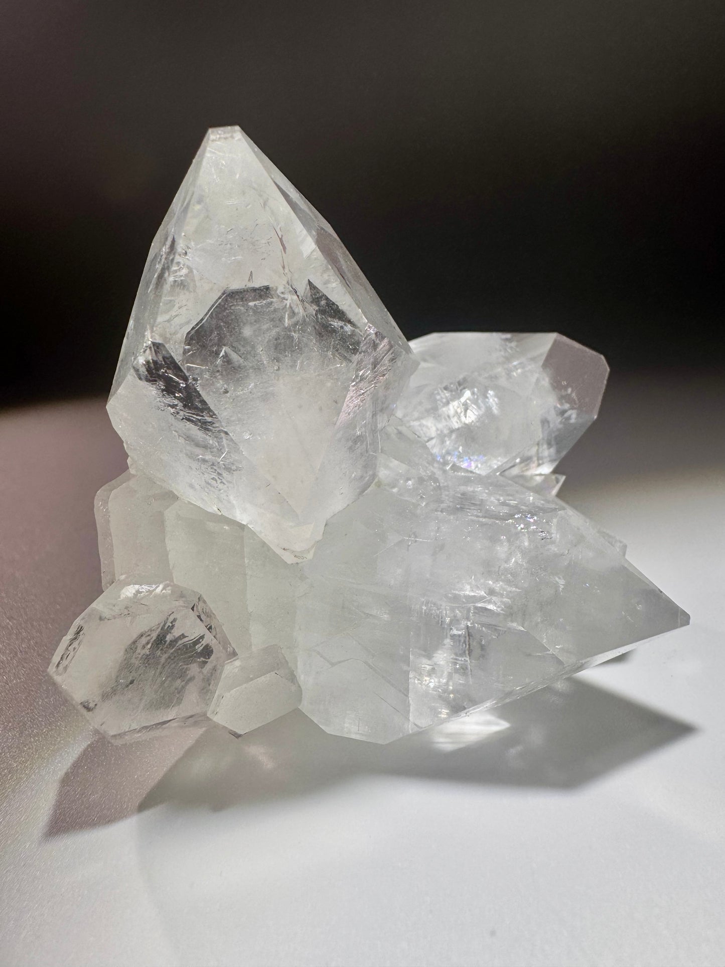 Exklusiver Diamond Apophyllite 6x7 cm – Perfekte Klarheit, strahlender Glanz & seltene Spitzenqualität