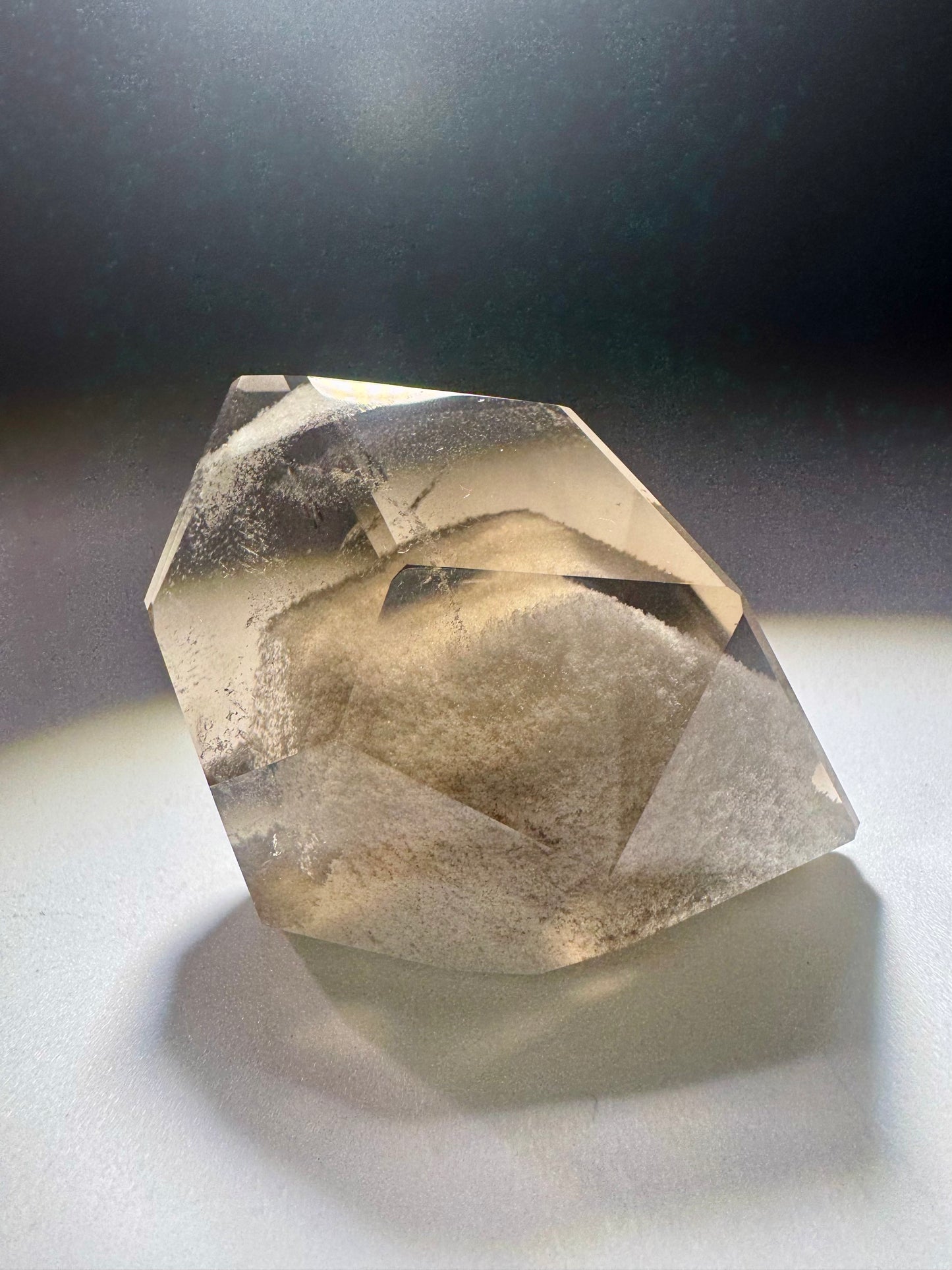 Rauchquarz mit weissem Phantom-Einschluss – 4,5 cm – Museumsqualität – Brasilien