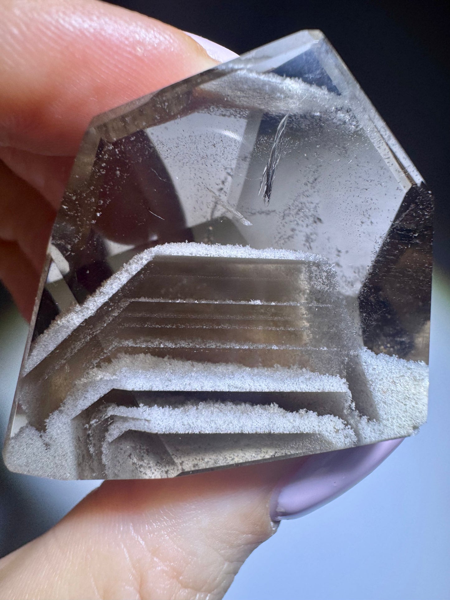 Rauchquarz mit weissem Phantom-Einschluss – 4,5 cm – Museumsqualität – Brasilien