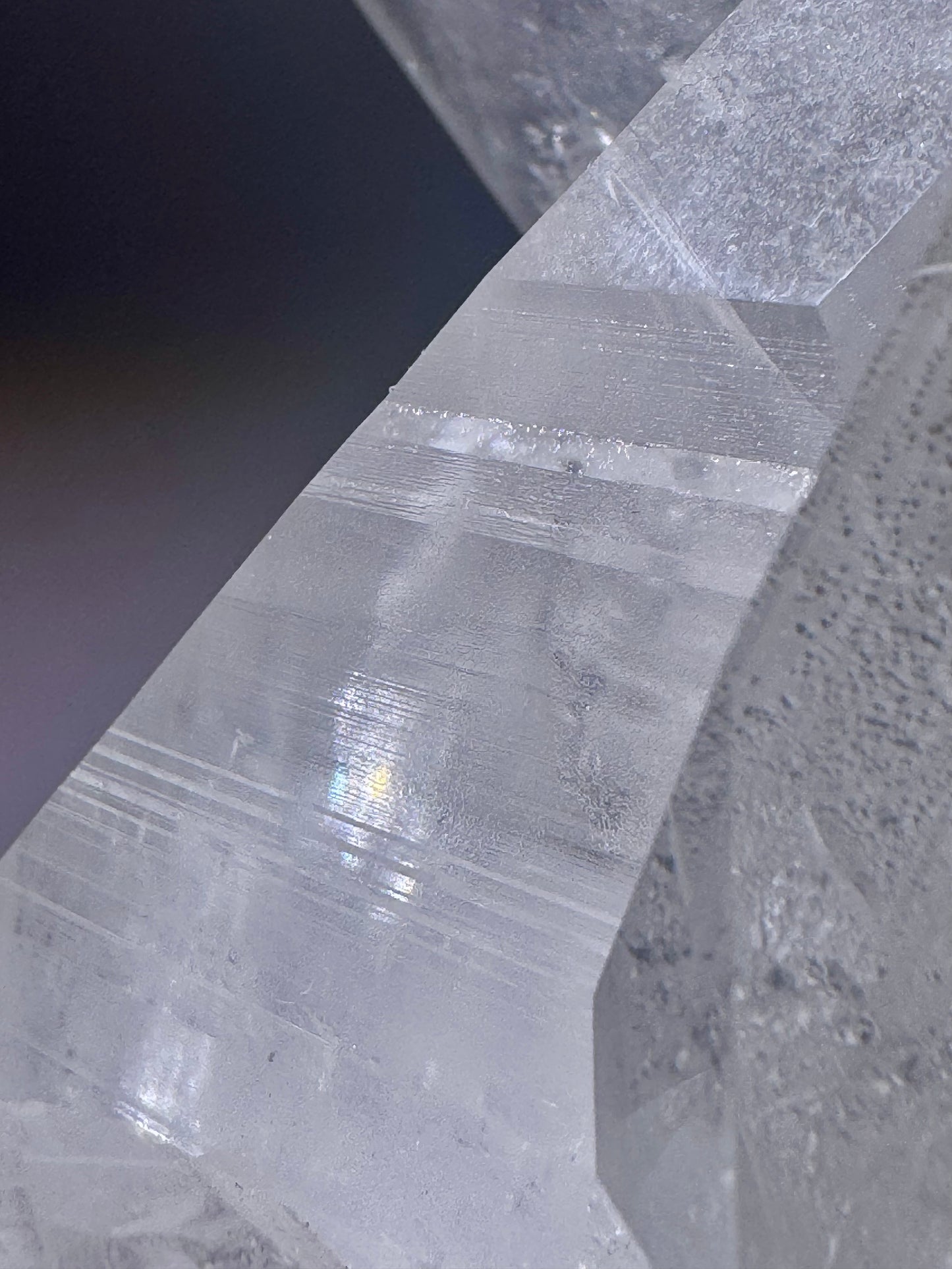 Lemurian Bergkristall Cluster mit fünf perfekten Spitzen & Lemurian Linien, 1,2 kg, 14 cm, extraklar – Minas Gerais, Brasilien