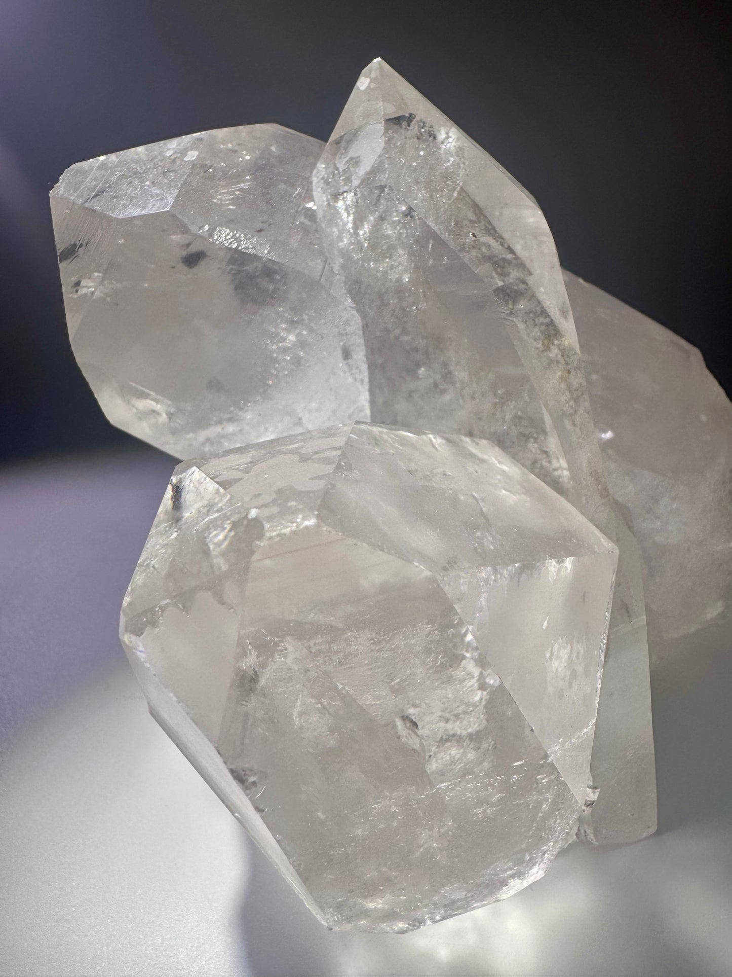 Riesige Lemurian Bergkristall Stufe aus Brasilien – 17 cm, 1.95 kg, naturbelassen, extraklar & exklusiv
