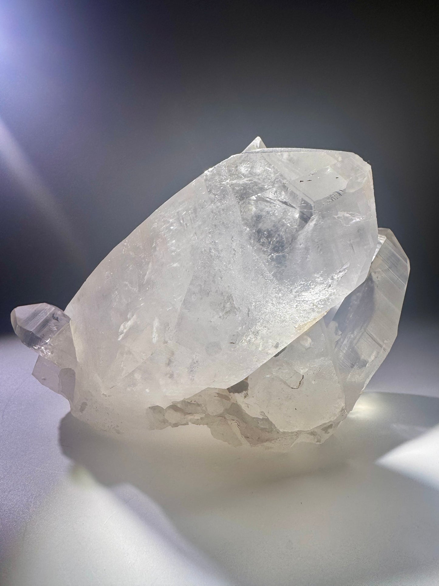 Riesige Lemurian Bergkristall Stufe aus Brasilien – 17 cm, 1.95 kg, naturbelassen, extraklar & exklusiv