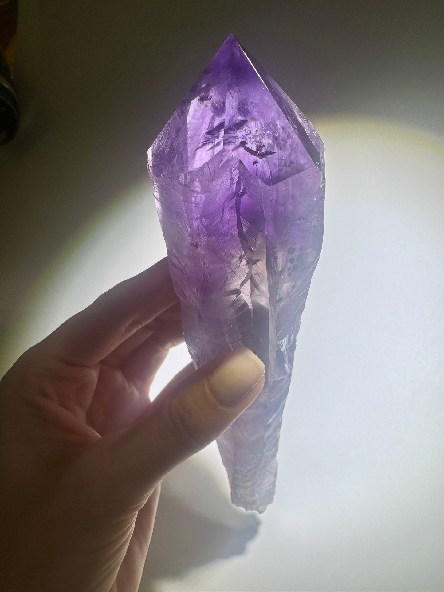 Ametrin-Zahn mit Citrin & Hollandit – 22 cm Naturspitze aus Brasilien | seltene Amethyst-Zahnspitze mit Phantomlinien
