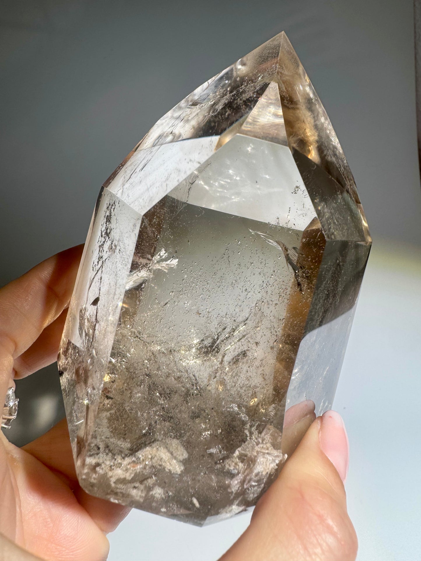Rauchquarz Lemurian-Spitze mit Phantomen – 10.5 cm AAA Qualität aus Brasilien
