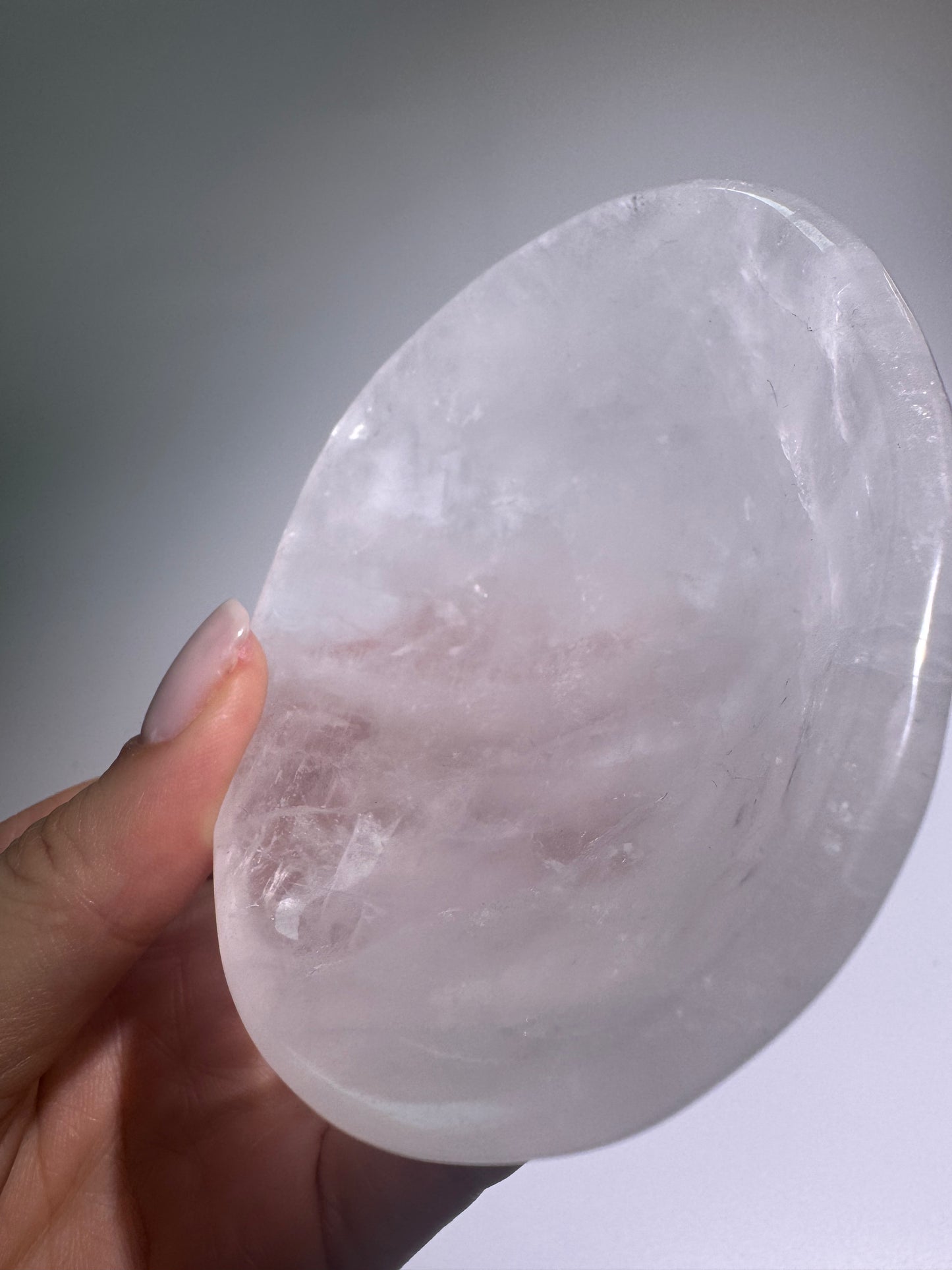 Kristallschale aus Bergkristall – Handgeschliffenes Unikat aus Brasilien 🤍 11x8cm – Natürliche Quarzschale für deinen Schmuck