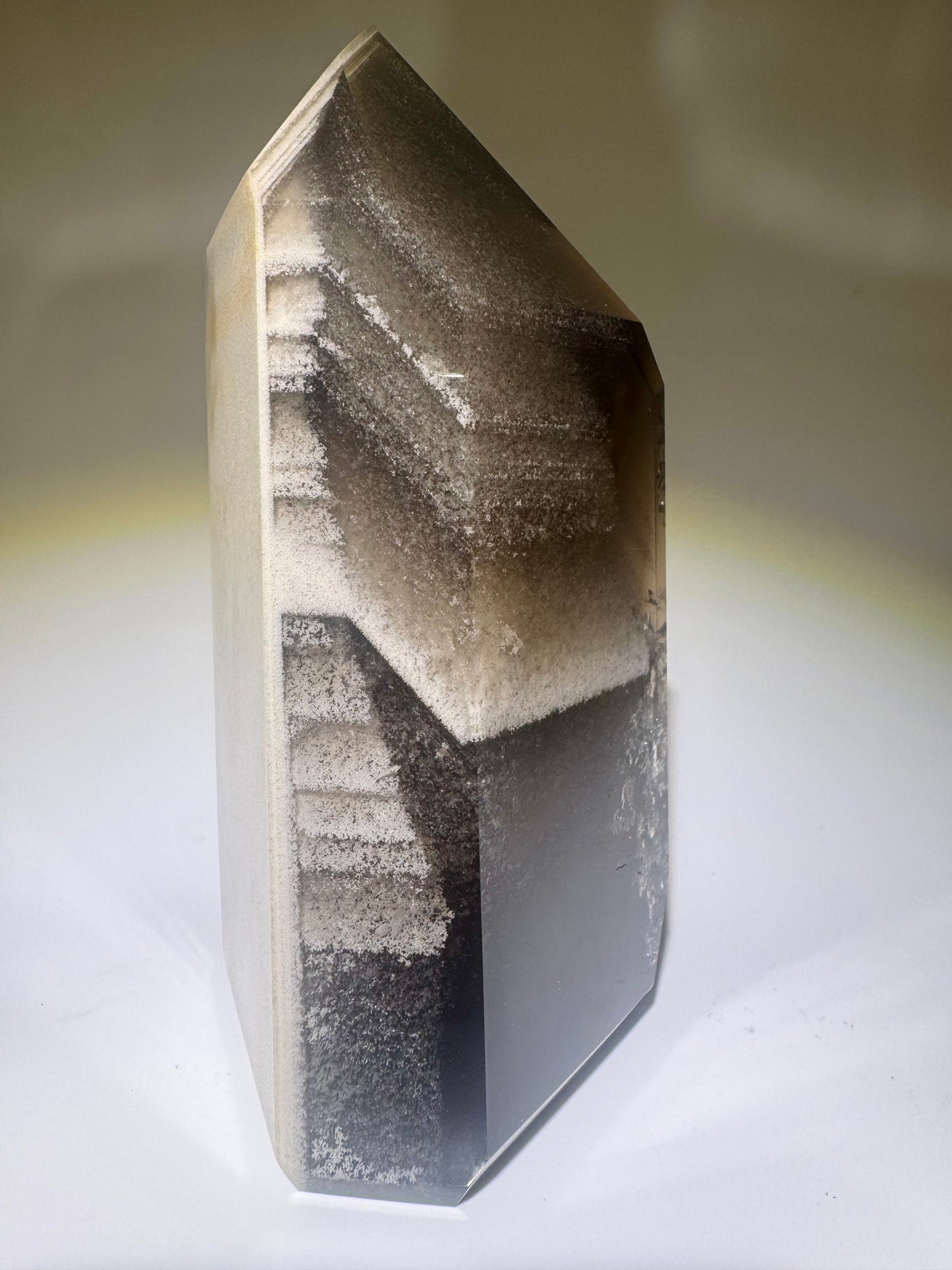 Rauchquarz mit Phantomen – 909 g Kristall aus Brasilien