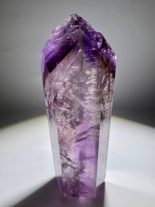 Ametrin Spitze 12.4 cm – Phantome & Regenbogen 💜💛✨