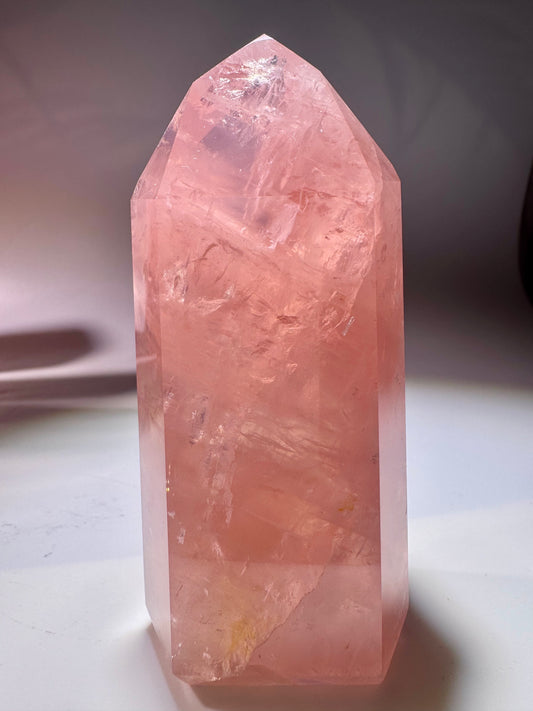 AAA Rosenquarz Spitze Brasilien – Extra Pink Kristall 9.7 cm