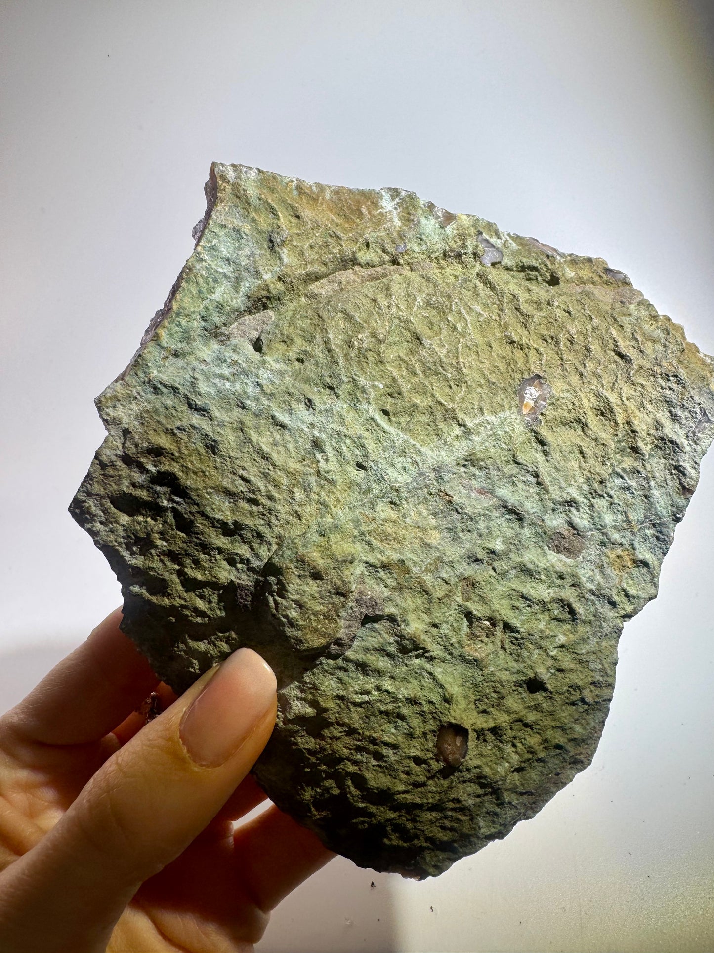 Amethyst-Druse 13x11.5 cm, 401 g – Energiereiche Kristallformation für Harmonie